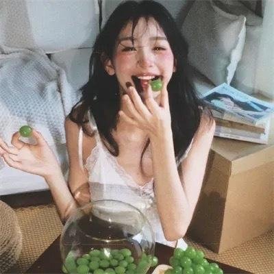 某处,某人